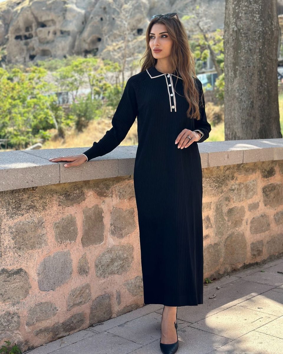 Triko Siyah Elbise