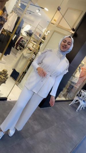 oysho-kumas-tasli-apoletli-takim-siyah-krem-vidt