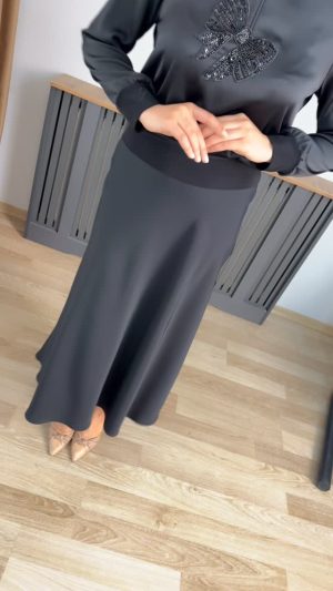 siyah-saten-krep-etek