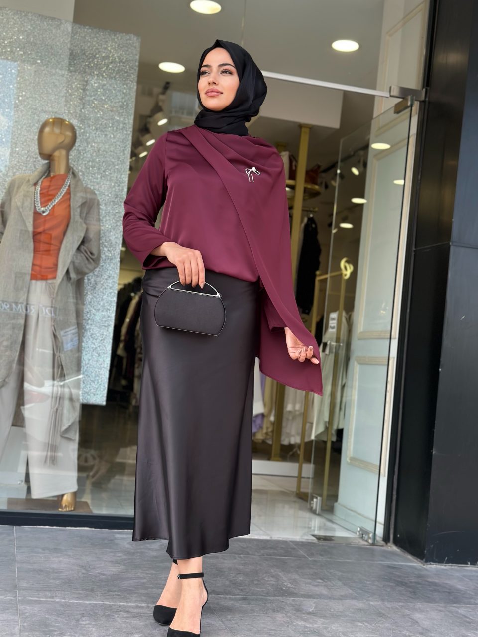 Saten Kumaş Şal Yaka Tunik Bordo